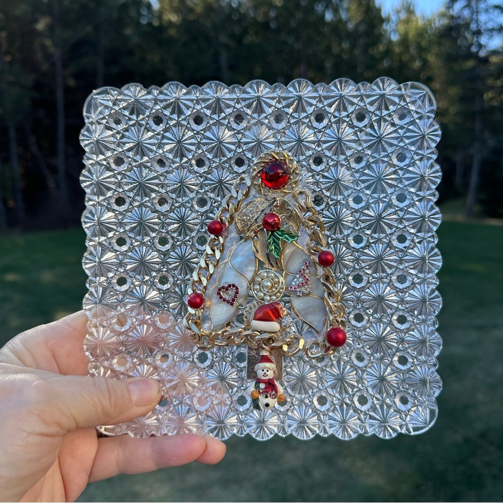 Vintage Upcycled Jewelry Christmas Tree Art on Pressed Glass Plate 7”x7” Unique
